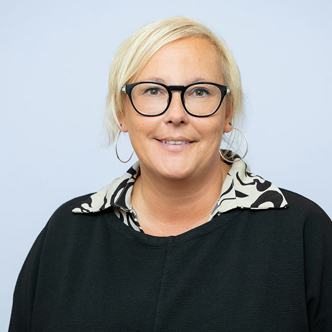 Frau Christofzik – Sekretariat